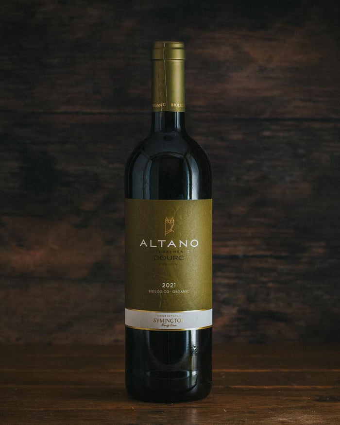 A bottle of Altano Douro Red Organic.
