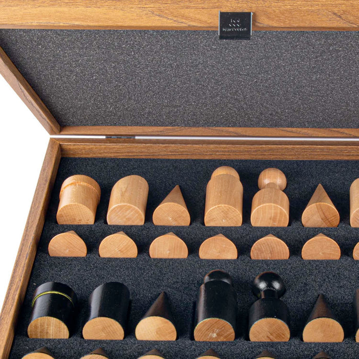 Bauhaus Style Black & White Chess Set