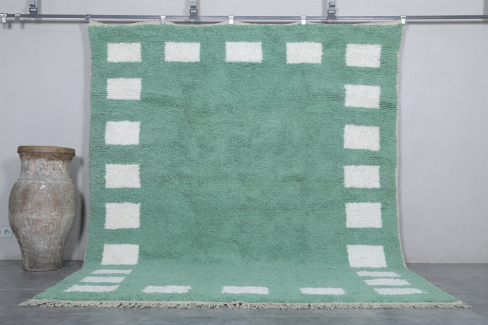Sage green custom rug – Soft wool with modern block pattern