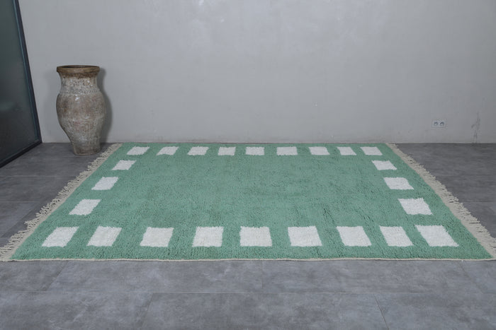 Sage green custom rug – Soft wool with modern block pattern