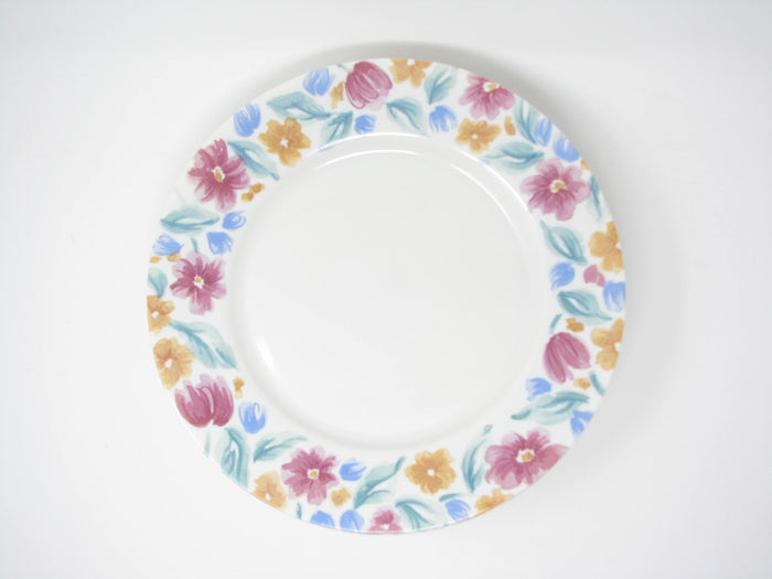 edgebrookhouse - Vintage Arcopal France Floride Glass Dinner Plates with Floral Design - 8 Pieces